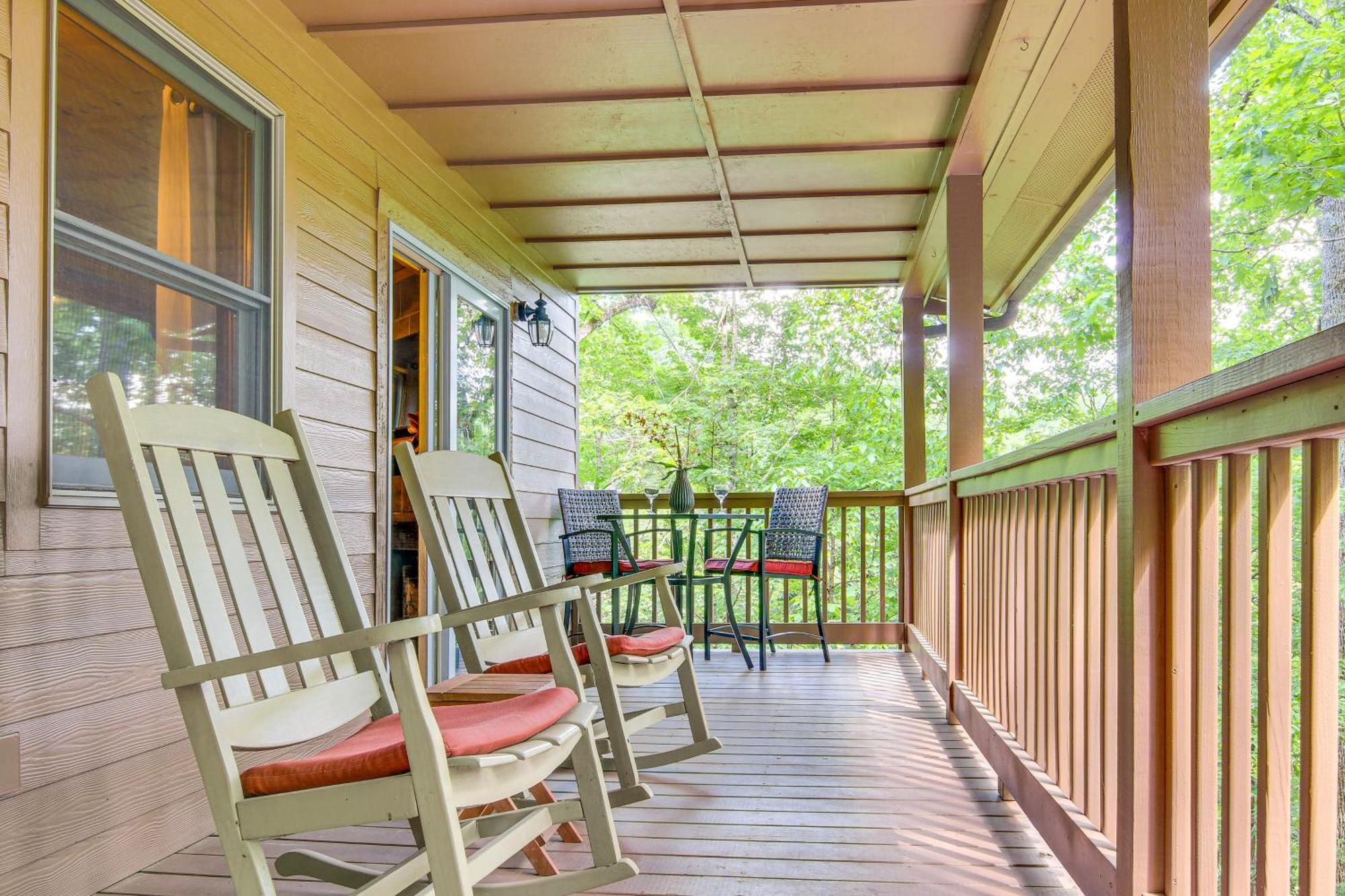 Charming Fox Den Cabin In Whittier With Hot Tub! Bagian luar foto