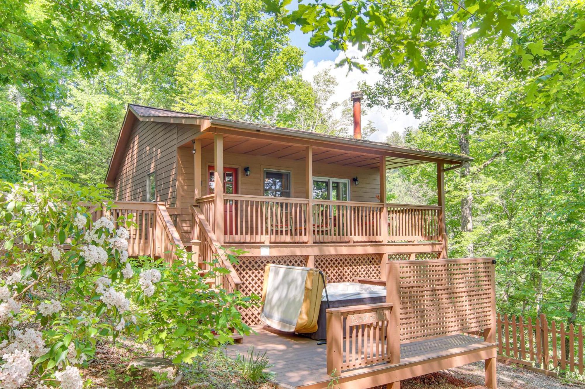 Charming Fox Den Cabin In Whittier With Hot Tub! Bagian luar foto